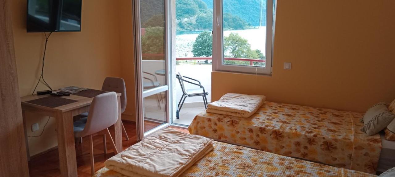 Studio Apartman D&S Plužine Ngoại thất bức ảnh